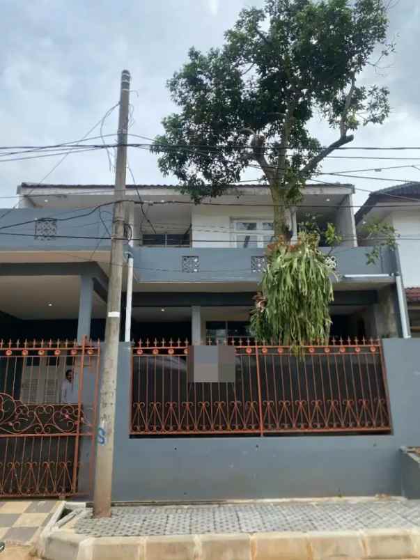 disewakan rumah cirendeu