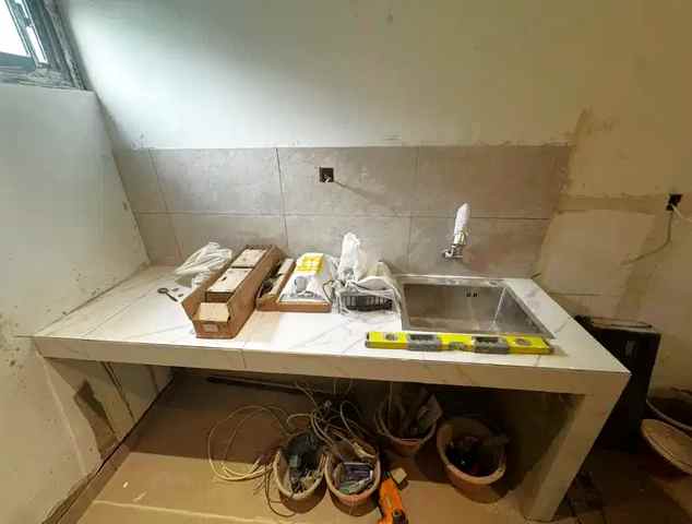 disewakan rumah jl h naman kalisari