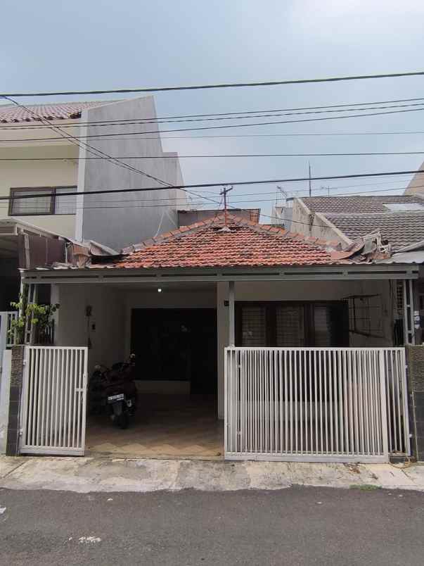 disewakan rumah jl rawamangun pulo gadung