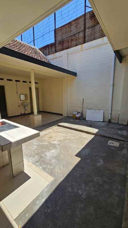 disewakan rumah jl undaan kulon