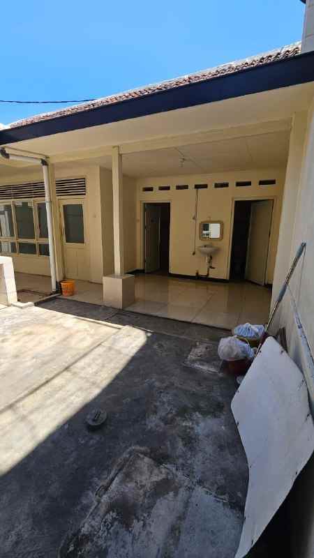 disewakan rumah jl undaan kulon