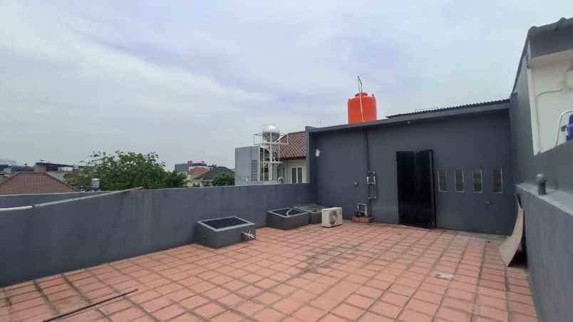 disewakan rumah kelapa nias kelapa gading