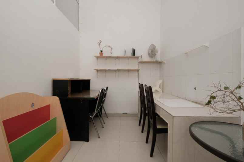 disewakan rumah nirwana eksekutih