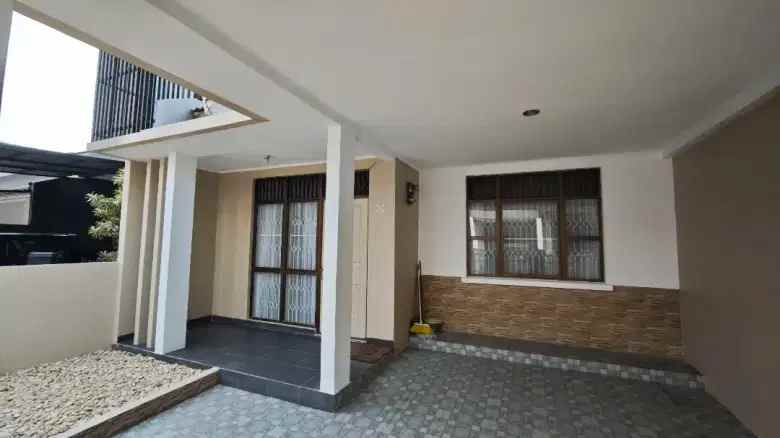 disewakan rumah nusa loka bsd