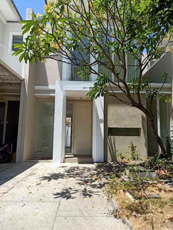 disewakan rumah pakuwon city