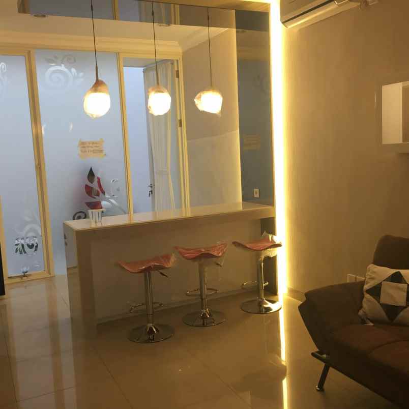 disewakan rumah pakuwon city