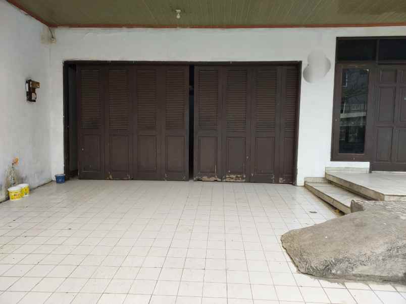 disewakan rumah taman modern