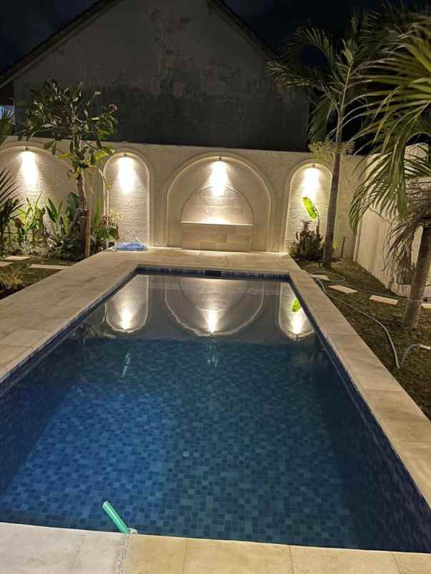 disewakan villa lantai 1 canggu batubolong