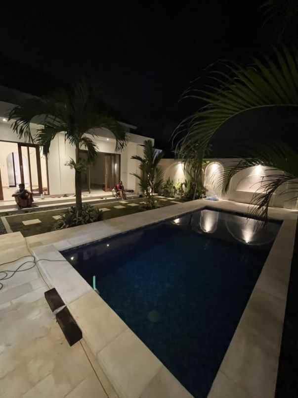 disewakan villa lantai 1 canggu batubolong