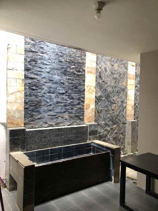 edisi turun harga rumah kota wisata