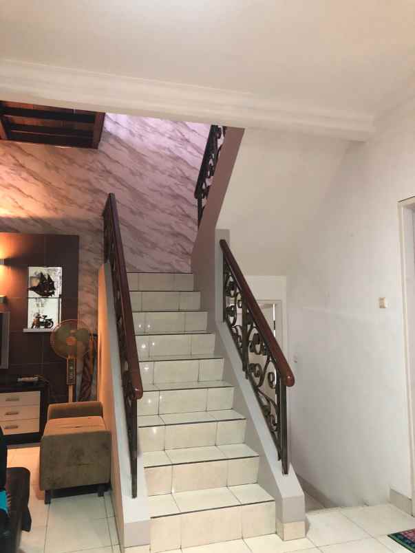 edisi turun harga rumah kota wisata