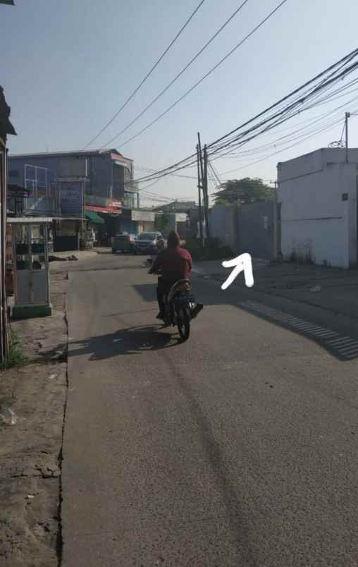 gedung megah ex pabrik roti