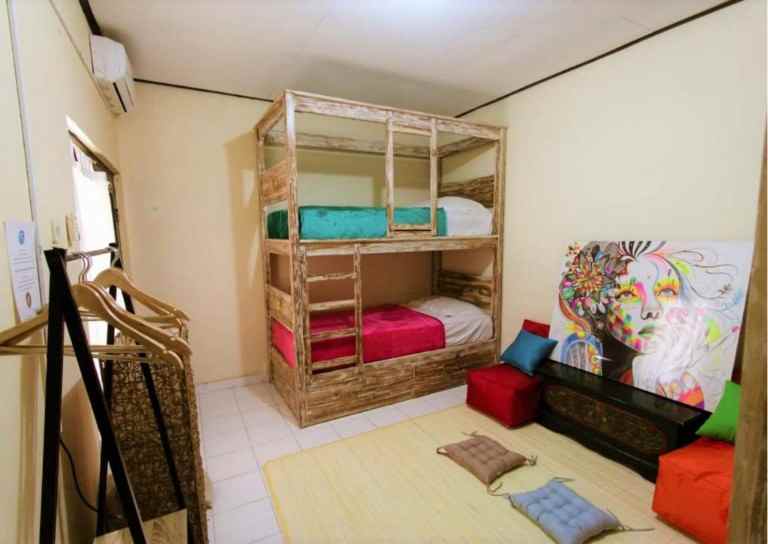 guest house 9 bedroom di siligita nusa dua bali