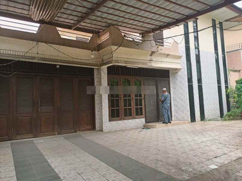 jual rumah bagus shm di wijaya kusuma jakarta barat