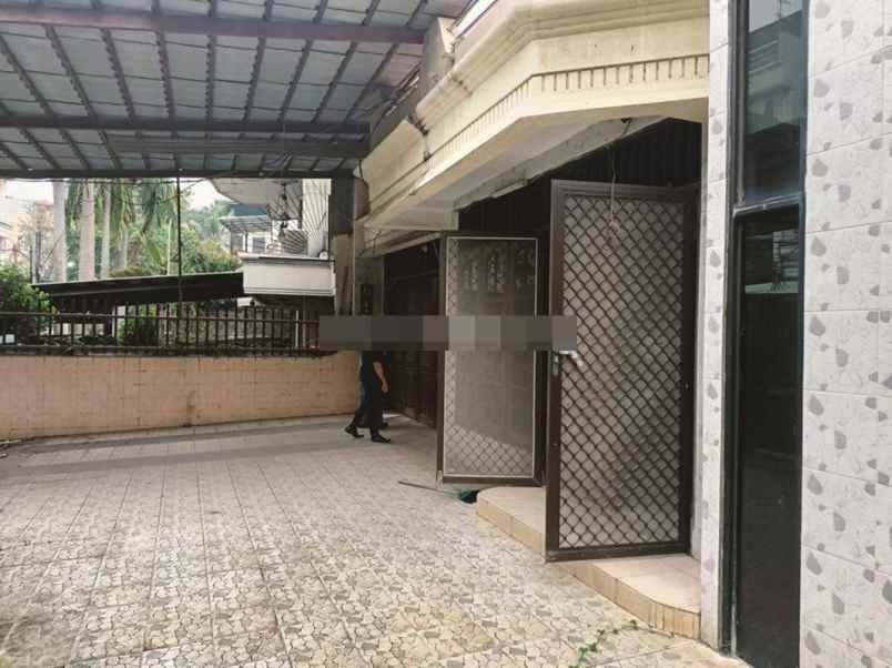 jual rumah bagus shm di wijaya kusuma jakarta barat