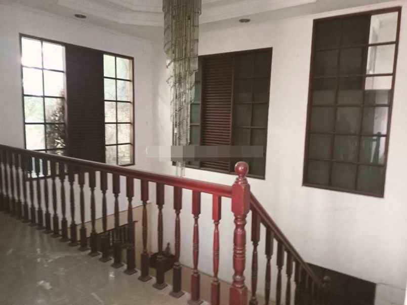 jual rumah bagus shm di wijaya kusuma jakarta barat