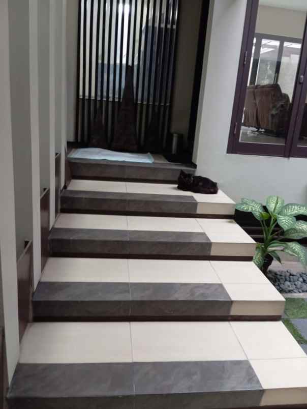 jual rumah baru furnished kav dki meruya utara