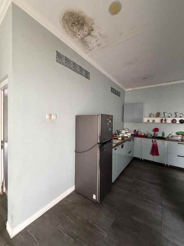 jual rumah di perumahan eramas 2000