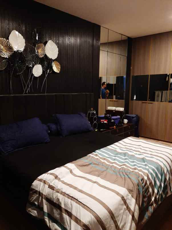 jual rumah fullfurnish taman permata buana jkt bar