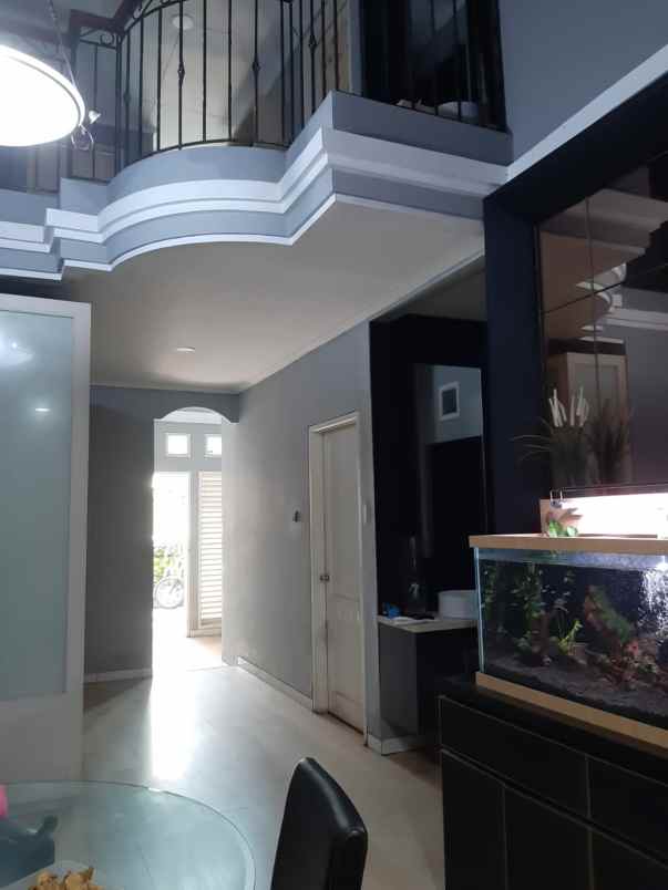 jual rumah fullfurnish taman permata buana jkt bar