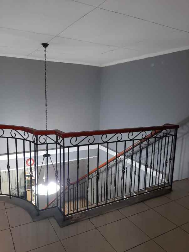 jual rumah fullfurnish taman permata buana jkt bar