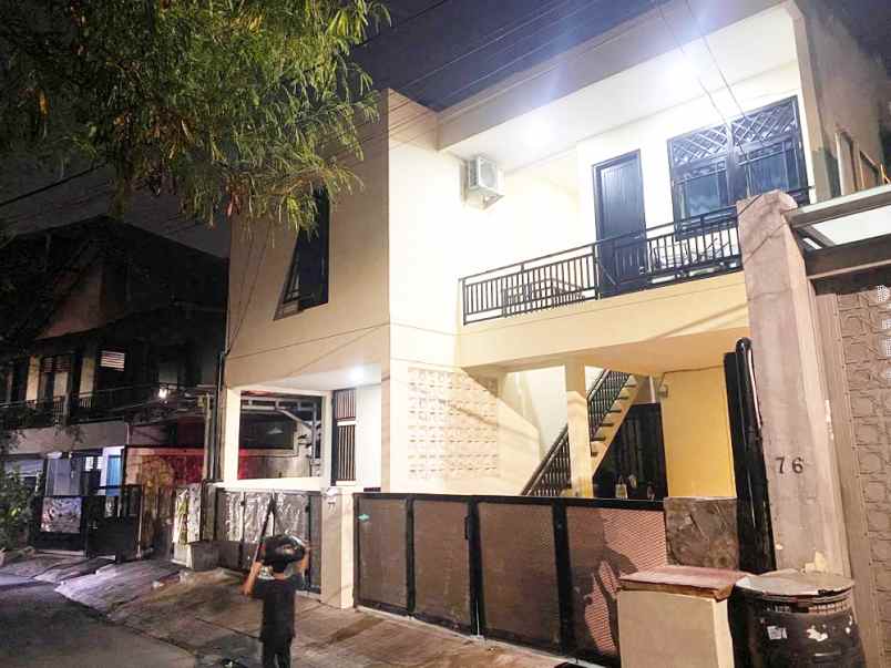 jual rumah kost2an di jl bangka 3 jakarta selatan