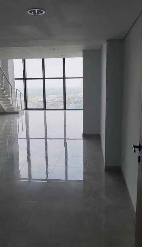 jual super bu soho apartemen the smith lt 153 m