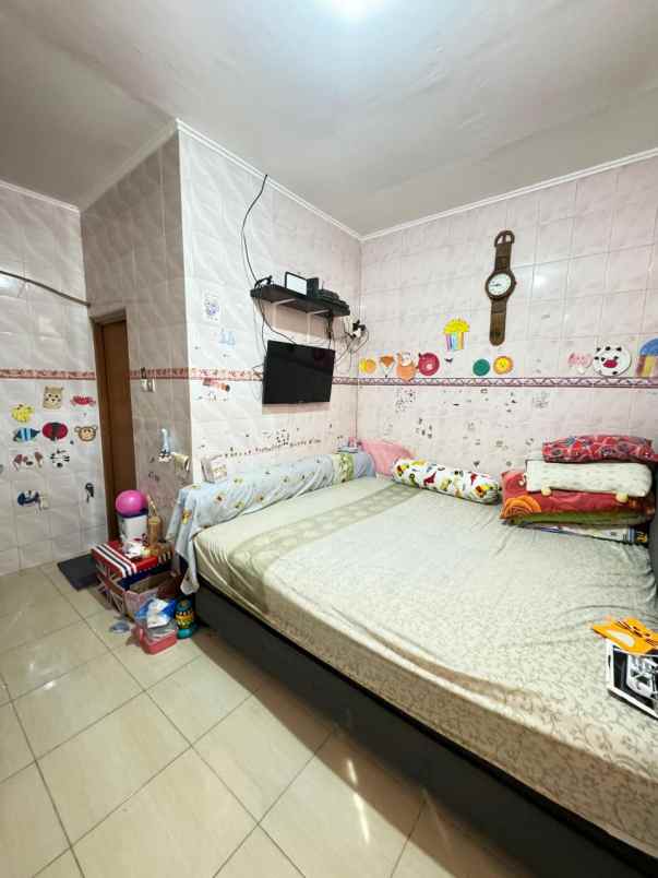 jual t taman palem lestari jak bar