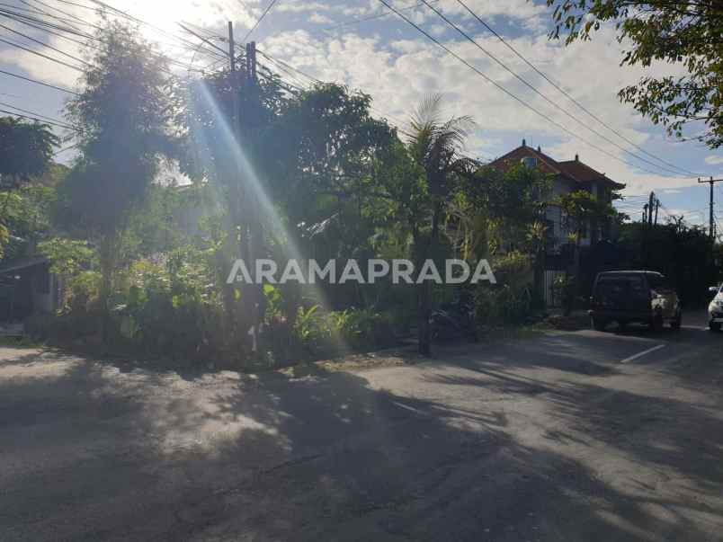 jual tanah hadap timur 450m2 renon denpasar selatan