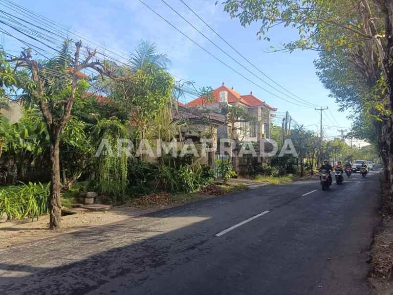 jual tanah hadap timur 450m2 renon denpasar selatan