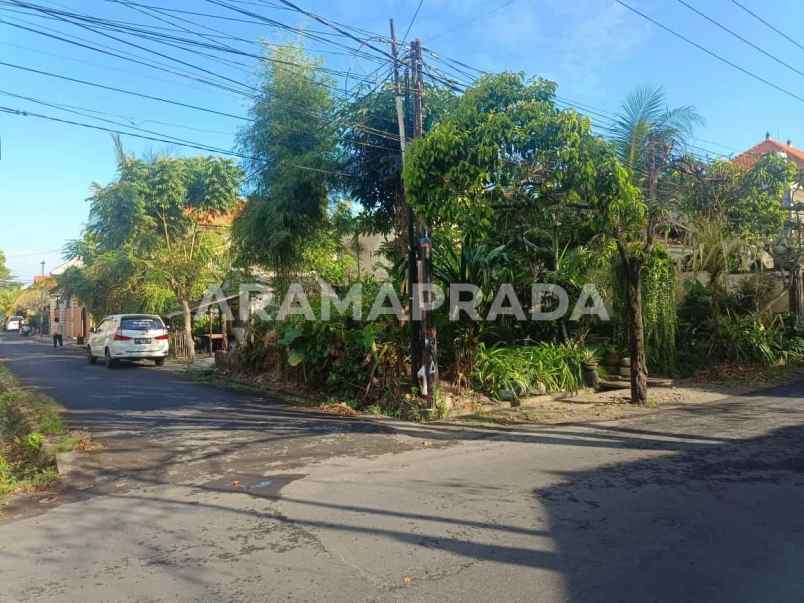 jual tanah hadap timur 450m2 renon denpasar selatan