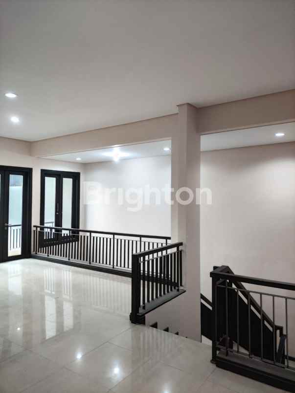 kertajaya indah regency 2 lantai full renov