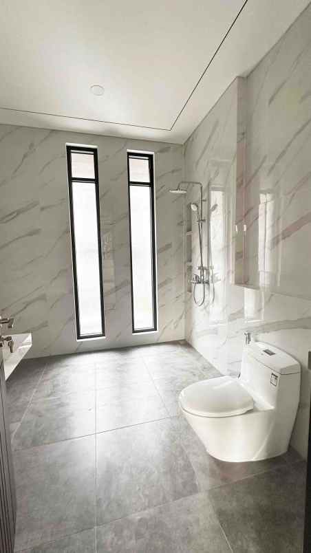 kinaya residence margasatwa jakarta selatan