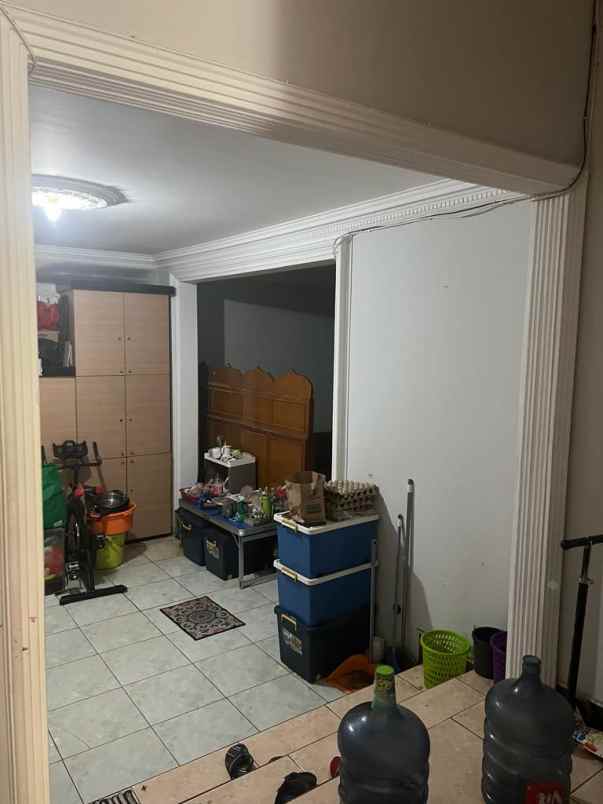 lokasi strategis dijual rumah kebayoran baru lt 557 m2