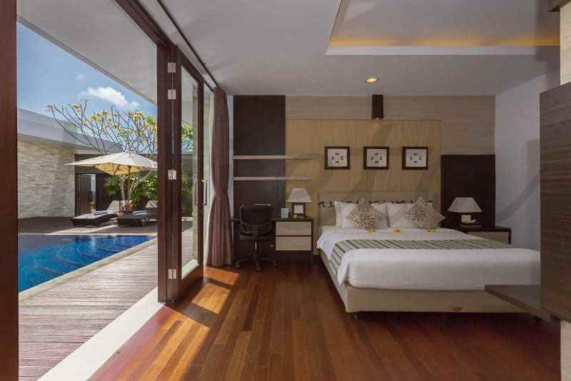 luxury villa dengan view laut daerah nusa dua