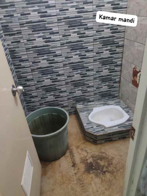 over kredit perumahan villa kencana cikarang