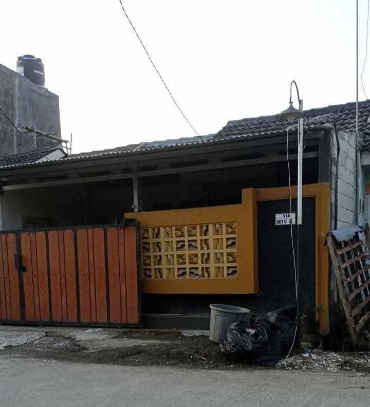 over kredit perumahan villa kencana cikarang
