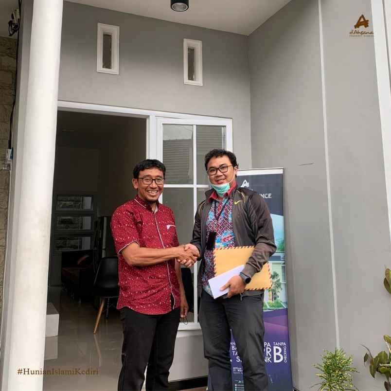 perumahan townhouse 2 lantai konsep minimalis