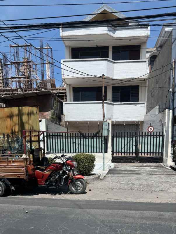 ruko kedungsari 3 lantai cocok untuk bank kantor