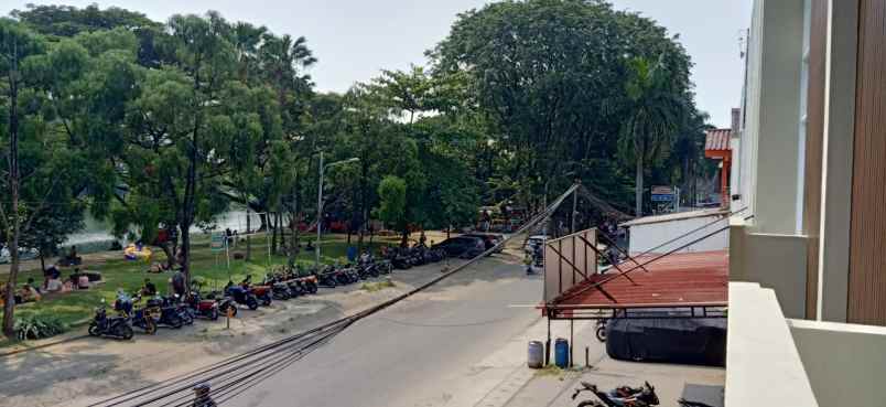 ruko view danau di duta harapan bekasi utara