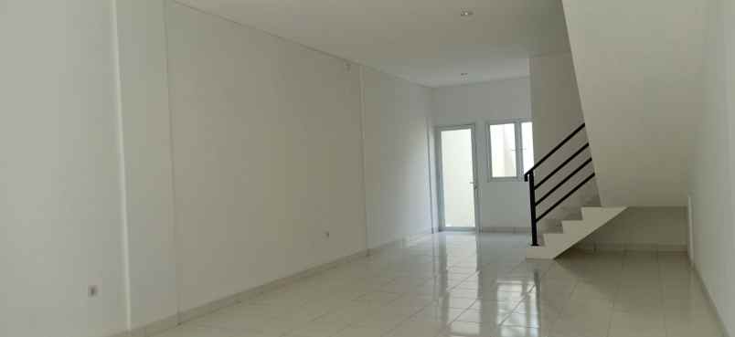 ruko view danau di duta harapan bekasi utara