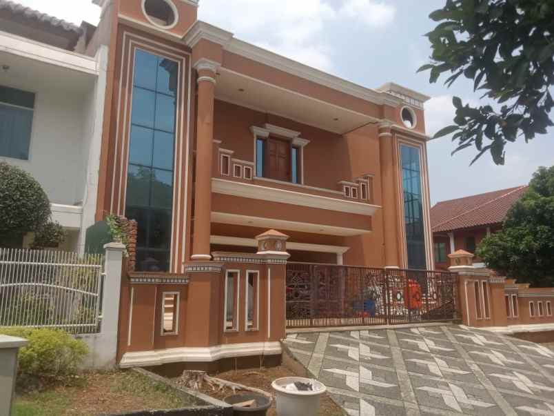 rumah 2 lantai hook di pulau dewa modernland tangerang