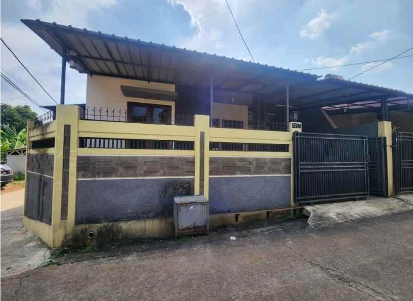 rumah 2 lantai jatimekar bekasi jual murah