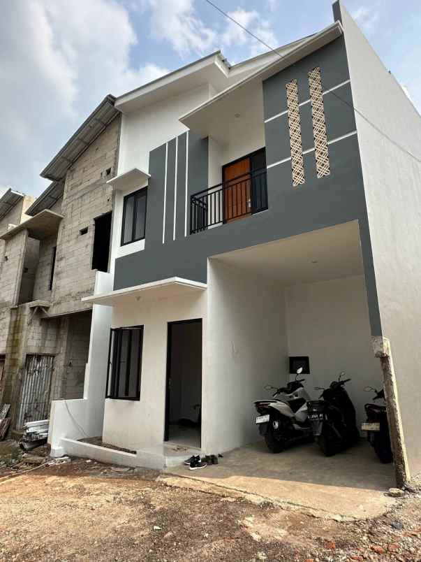 rumah 2 lantai modern di setu cipayung jakarta timur