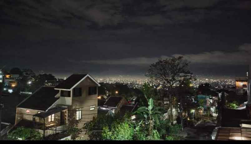 rumah 2 lantai view kota di padasuka cimenyan bandung