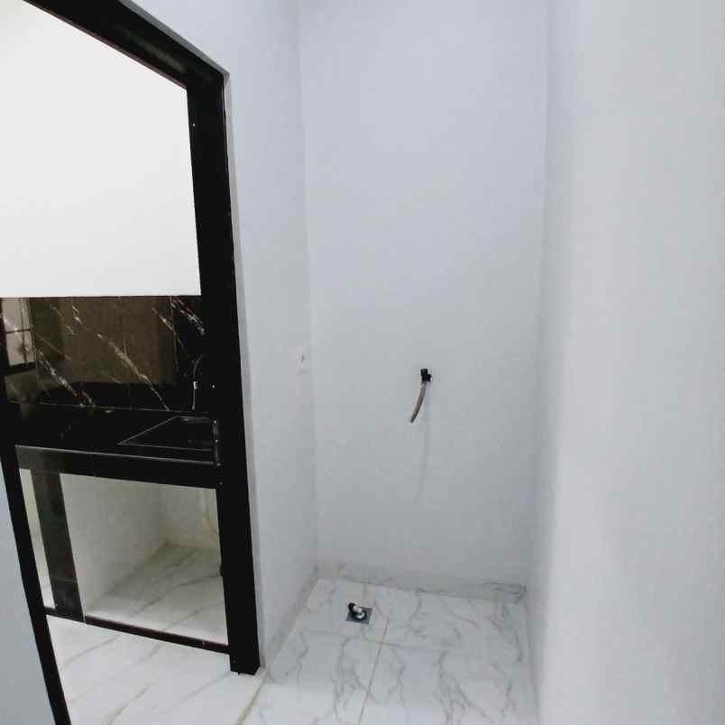 rumah ala ala eropa cluster cipayung depok