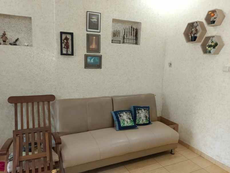 rumah asri di perumahan bukut dago