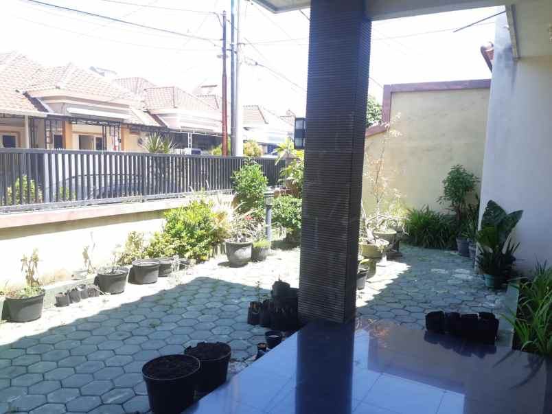 rumah bagus di perumahan nirwana regency surabaya