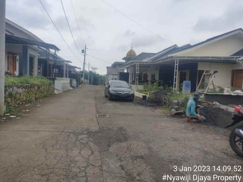 rumah bagus siap huni lingkungan perumahan