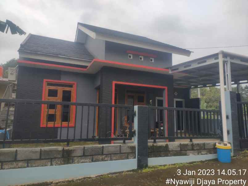 rumah bagus siap huni lingkungan perumahan